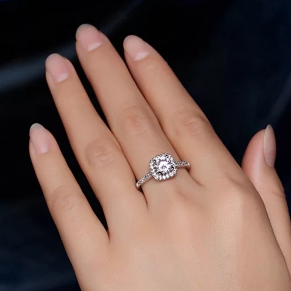 NEW 925 Silver Diamond Halo Engagement Ring - Picture 3 of 4